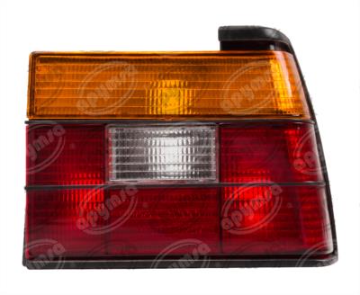 CALAVERA AUTOMOTRIZ DERECHA DERECHA VW JETTA A2 88-92 DEPO 017-3112-02 