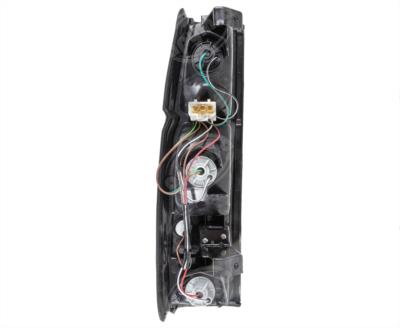 CALAVERA AUTOMOTRIZ DERECHA NISSAN PICK-UP D21 87-97 LARGA CON HOUSING AMERICA DEPO 017-2305-02 