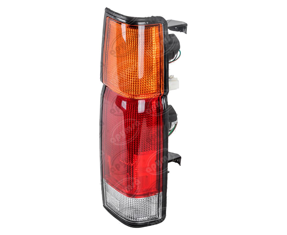 CALAVERA AUTOMOTRIZ DERECHA NISSAN PICK-UP D21 87-97 LARGA CON HOUSING AMERICA DEPO 017-2305-02 
