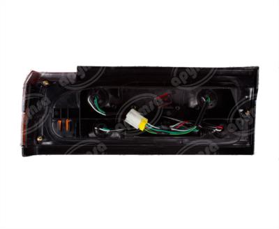 CALAVERA AUTOMOTRIZ DERECHA NISSAN TSURU II DEPO 017-2321-06 