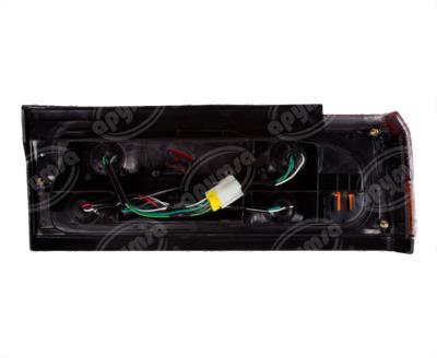 CALAVERA AUTOMOTRIZ IZQUIERDA NISSAN TSURU II DEPO 017-2321-07 