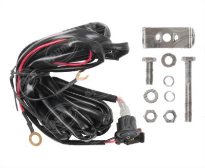 FARO AUXILIAR NEGRO 10V - 30V 18W 1PZ 6 LEDS RECTANGULAR CON CONECTOR IMPORTADO PL5004 