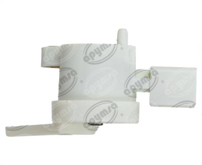 INTERRUPTOR DE FRENO 3TERMINALES CHEVROLET SPARK HHR COBALT PONTIAC G3 G5 SUZUKI XL QBH DYNAMIC SLS-474 