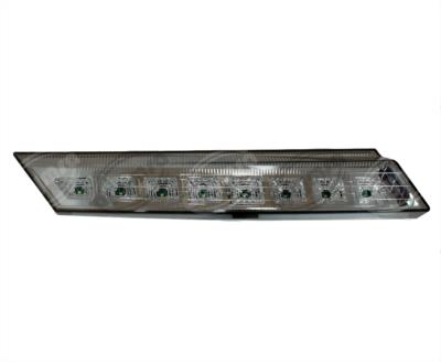 LUZ POSICION MICA TRANSPARENTE DERECHO 24V 8 LEDS FRONTAL DE LED VISSTA BUS BRËSSER-LKW 21A074 