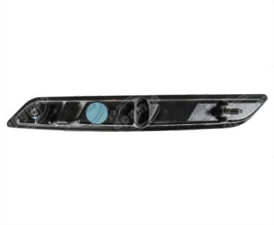LUZ DIRECCIONAL AMBAR DELANTERA 24V IZQUIERDA LED SERIE 122 BUS VOLVO 19-20 IAM 57 85 122 210 