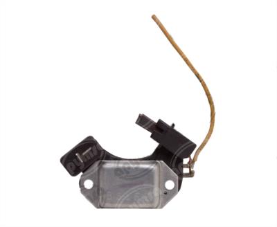 REGULADOR VOLTAJE ALTERNADOR HITACHI IR/EF 12V CON PORTA CEPILLO A UN LADO TRANSPO IH201 