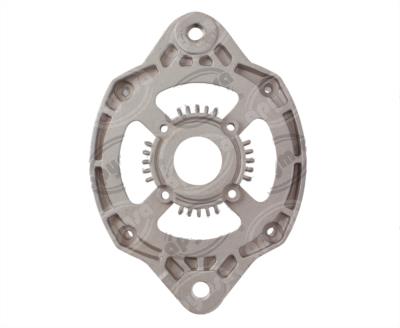TAPA SOPORTE ALTERNADOR DELCO 33SI, 34SI VOLVO, FREIGHTLINER, IMPORTADO 21-168 