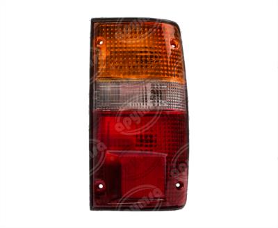 CALAVERA AUTOMOTRIZ DERECHA TOYOTA PICK-UP 89-95 4X4 ECONOMICA DEPO 017-3010-12 