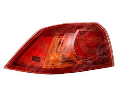 CALAVERA AUTOMOTRIZ IZQUIERDA MITSUBISHI LANCER 08-09 EXTERIOR CON FOCO DEPO 017-2205-07 