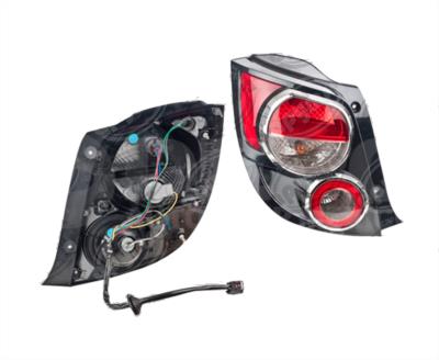 CALAVERA AUTOMOTRIZ IZQUIERDA CHEVROLET SONIC 14-16 5 PUERTAS DEPO 017-0670-03 