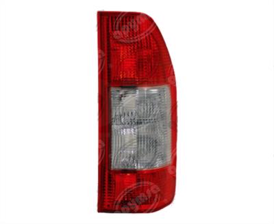 CALAVERA AUTOMOTRIZ DERECHA SIN ARNES MERCEDES SPRINTER 03-05 DEPO 017-2006-00 